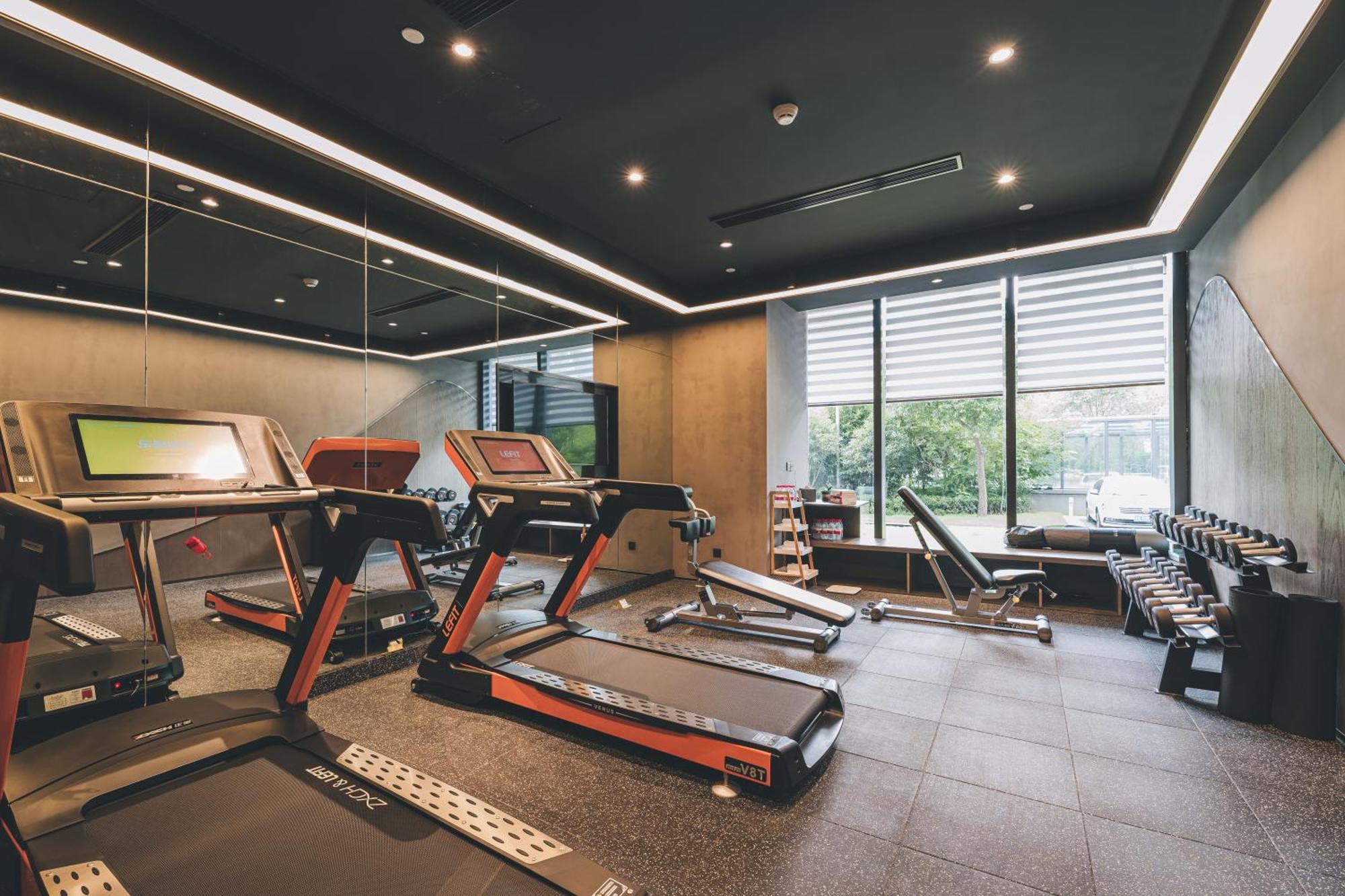 Hotel Atour Hongqiao International Exhibition Linkong Park 4*